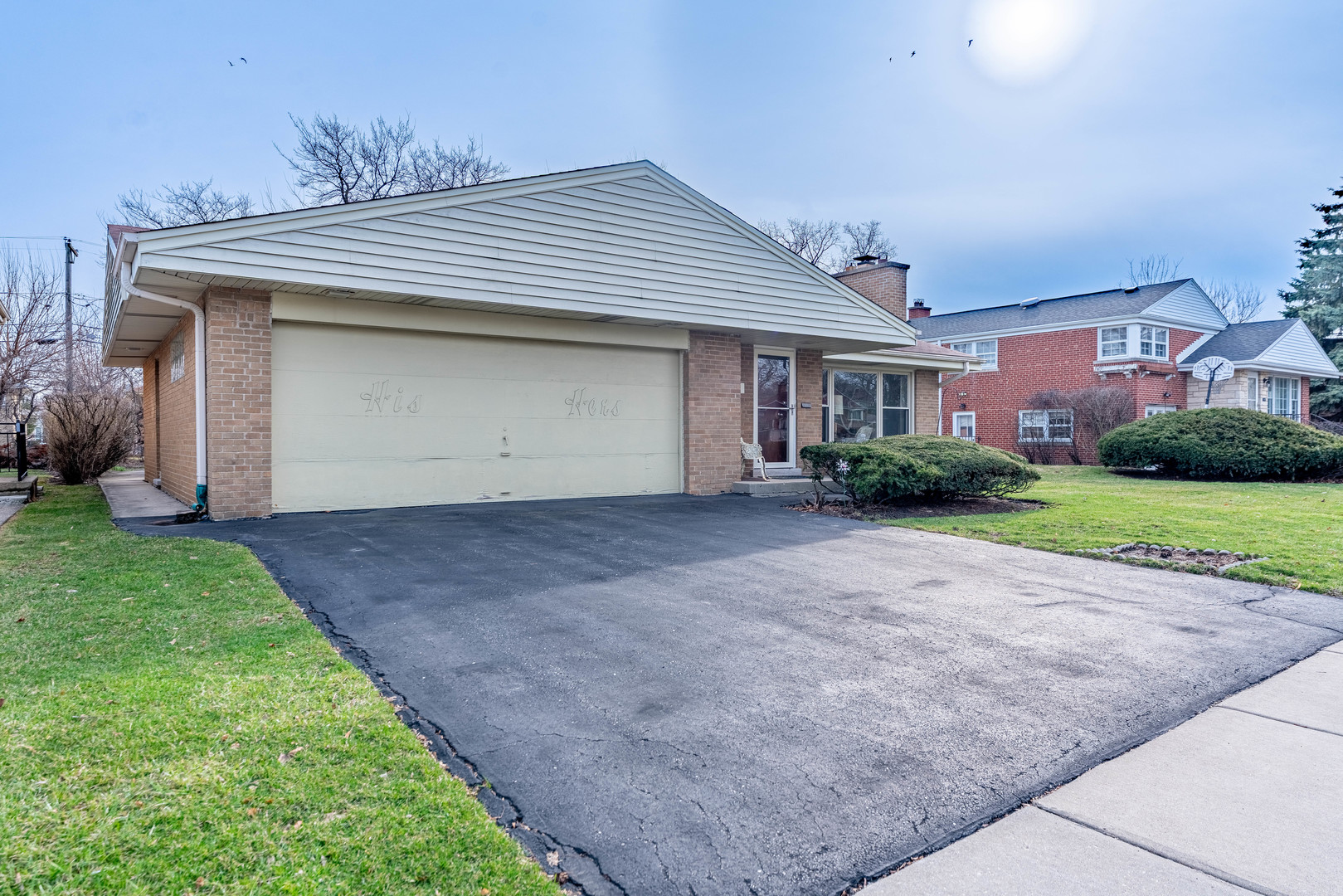 3835 W Jarlath Street, Lincolnwood, IL 60712