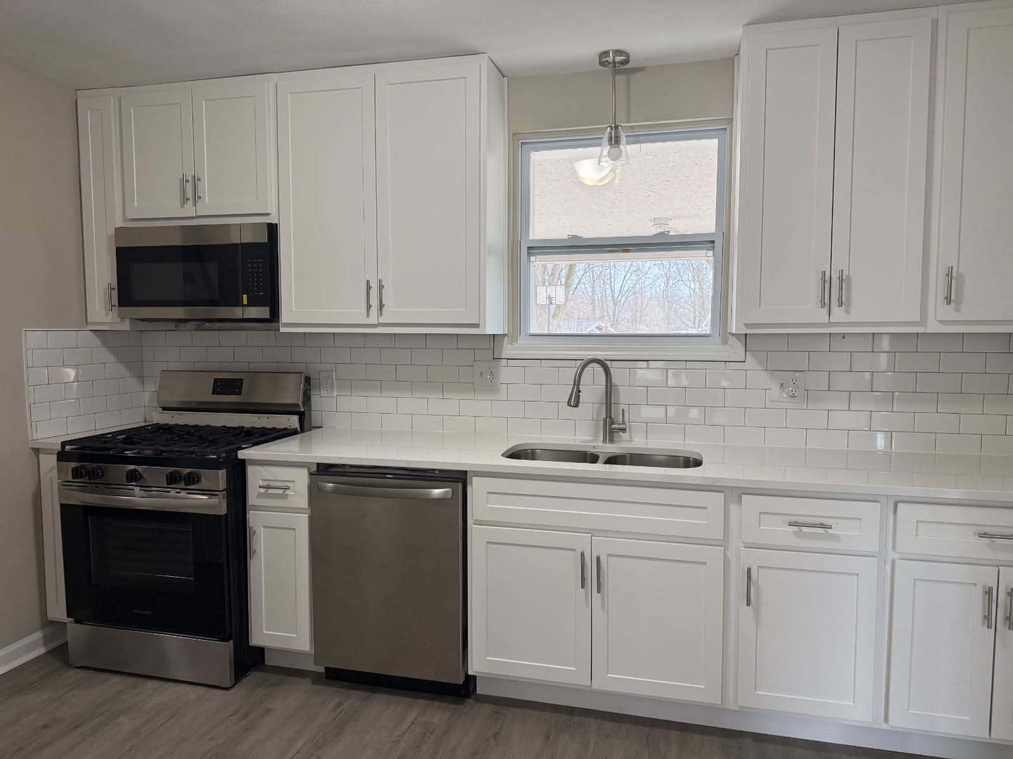 8001 W B Street, Belleville, IL 62223