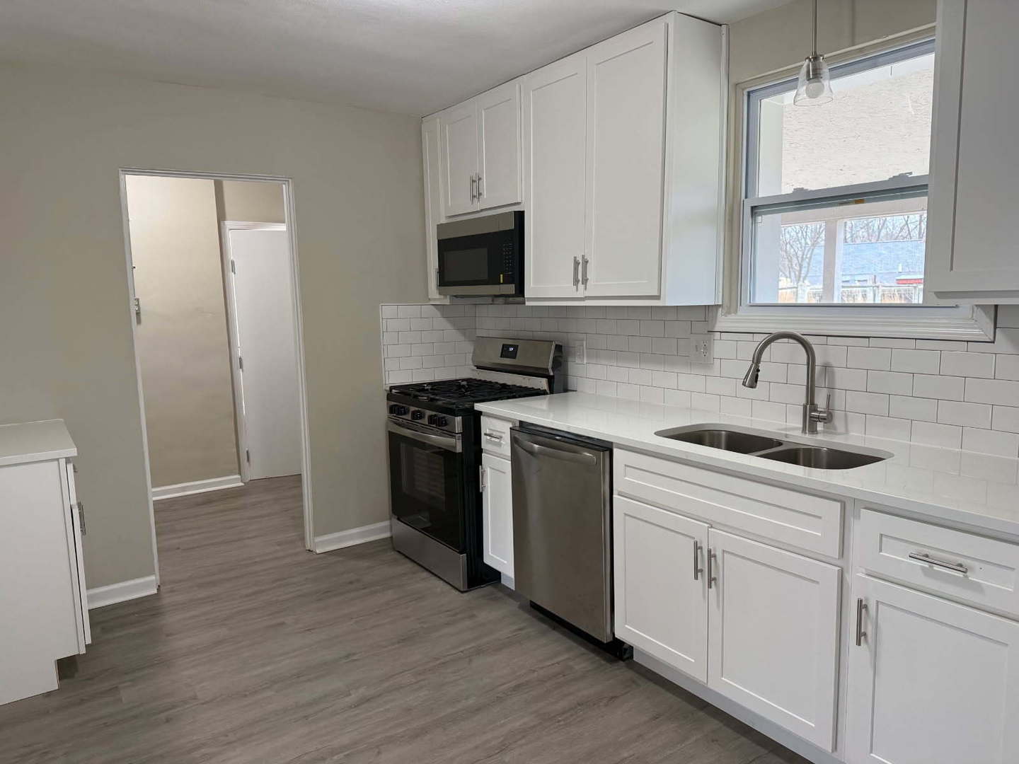 8001 W B Street, Belleville, IL 62223