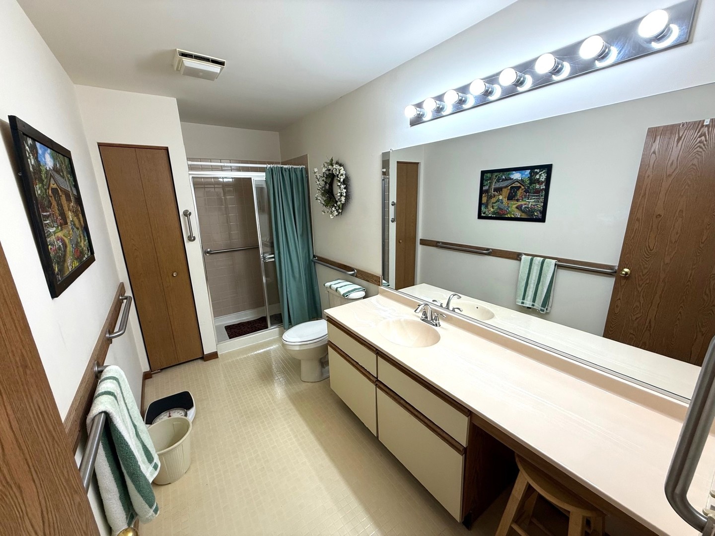 13740 S Magnolia Drive, Plainfield, IL 60544