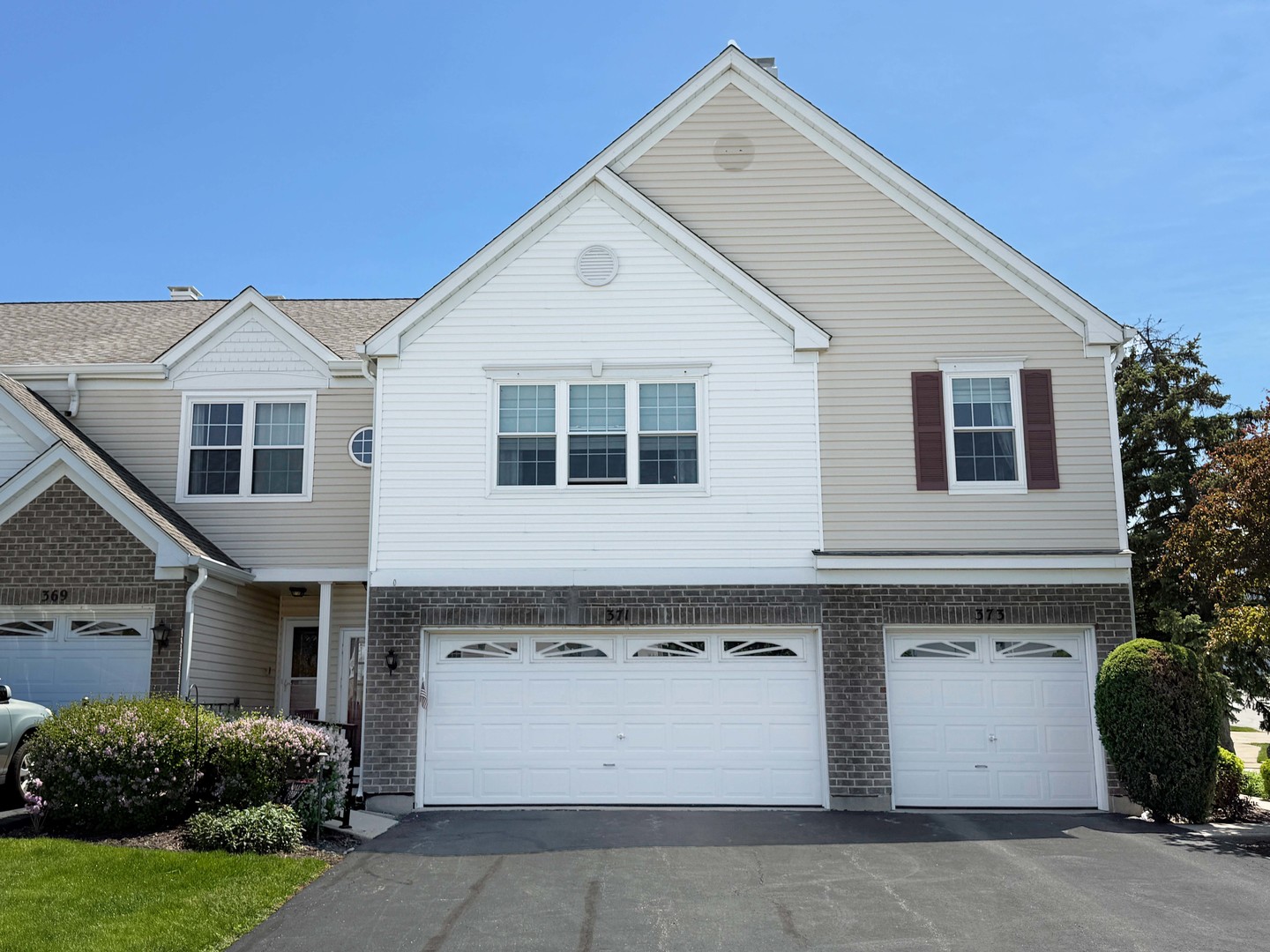 371 Gazebo Lane #371, Lombard, IL 60148