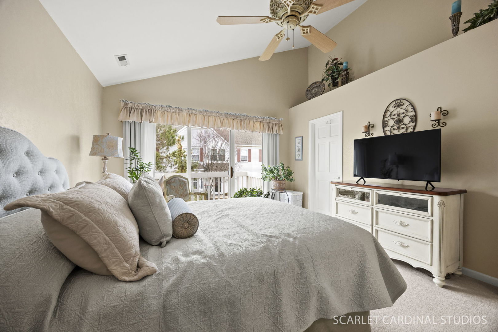 371 Gazebo Lane #371, Lombard, IL 60148