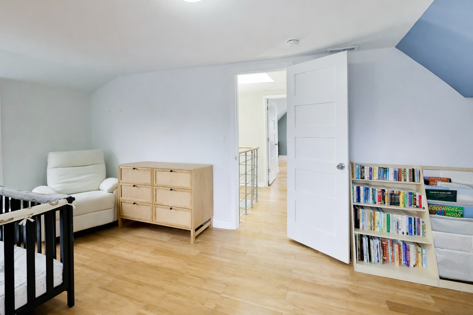 1120 N Haddow Avenue, Arlington Heights, IL 60004