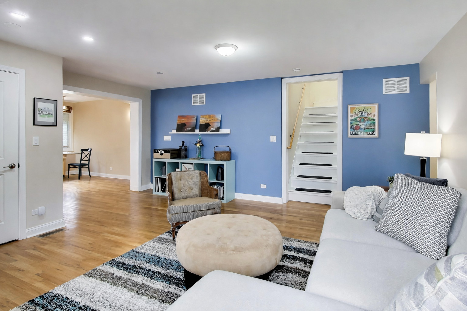 1120 N Haddow Avenue, Arlington Heights, IL 60004