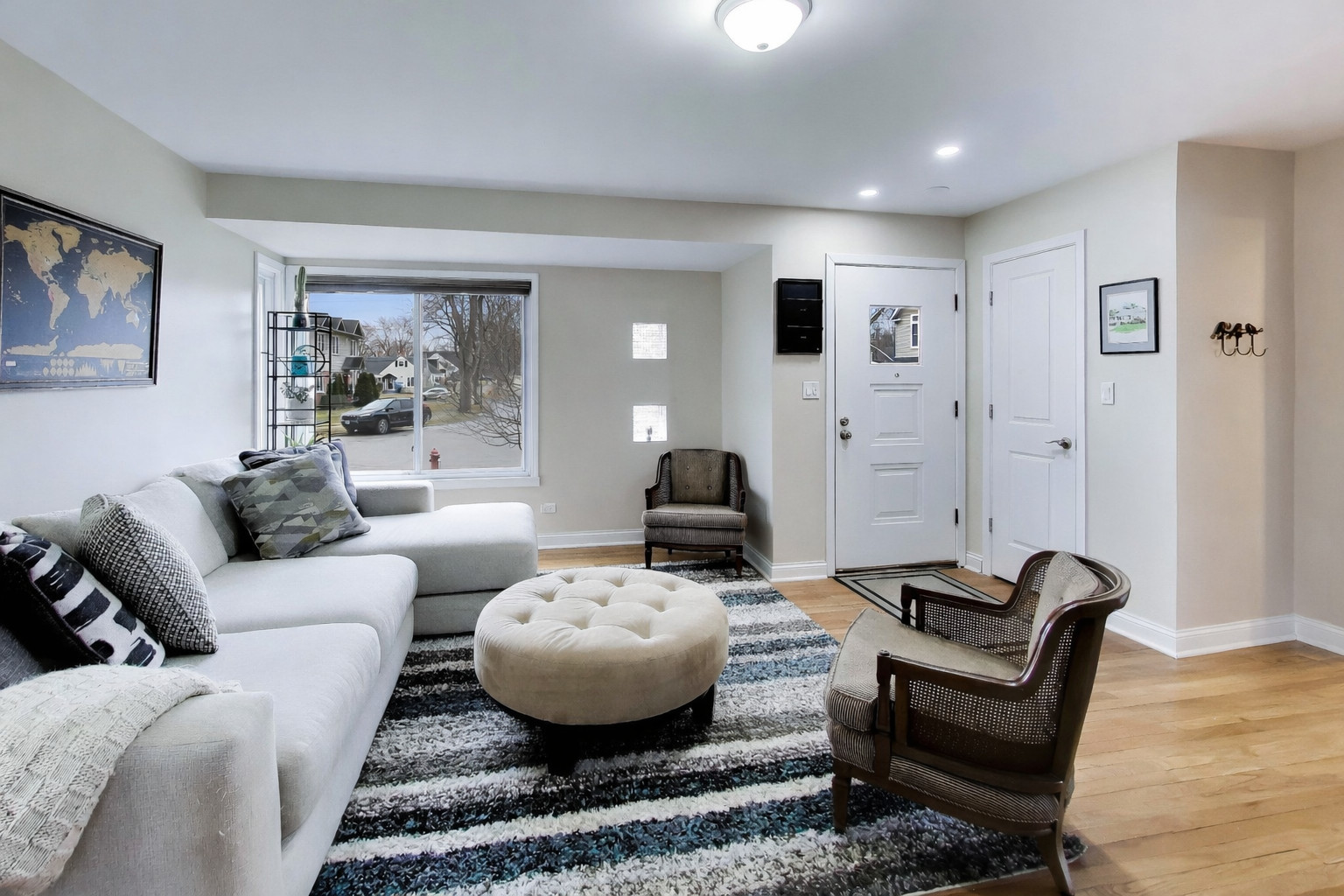 1120 N Haddow Avenue, Arlington Heights, IL 60004