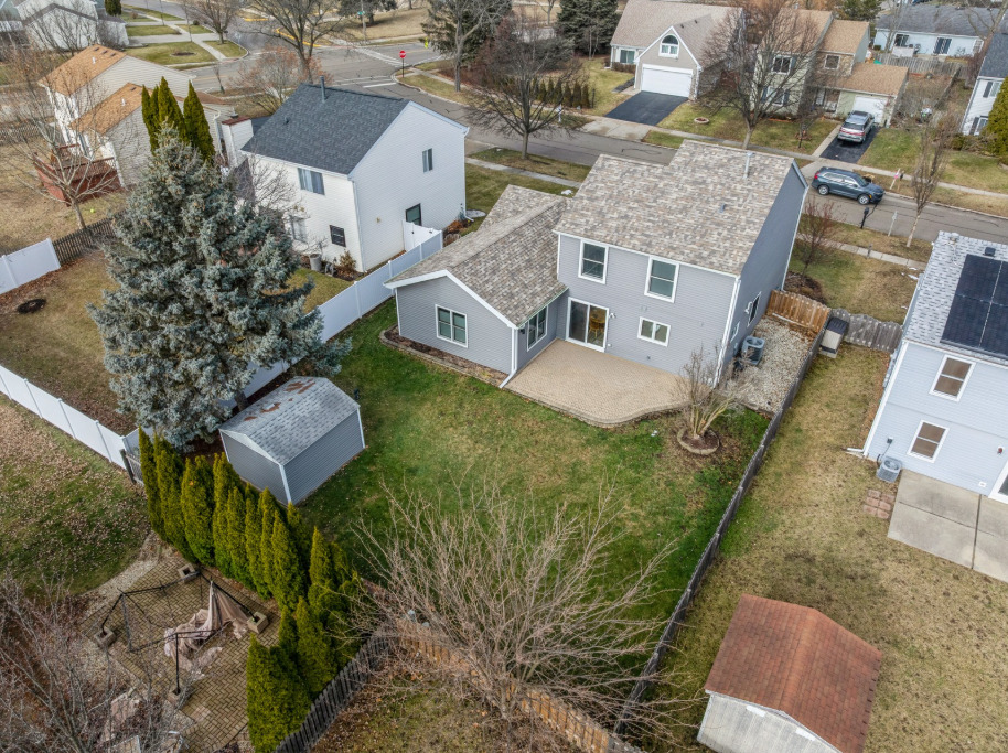 105 Red Cedar Drive, Streamwood, IL 60107