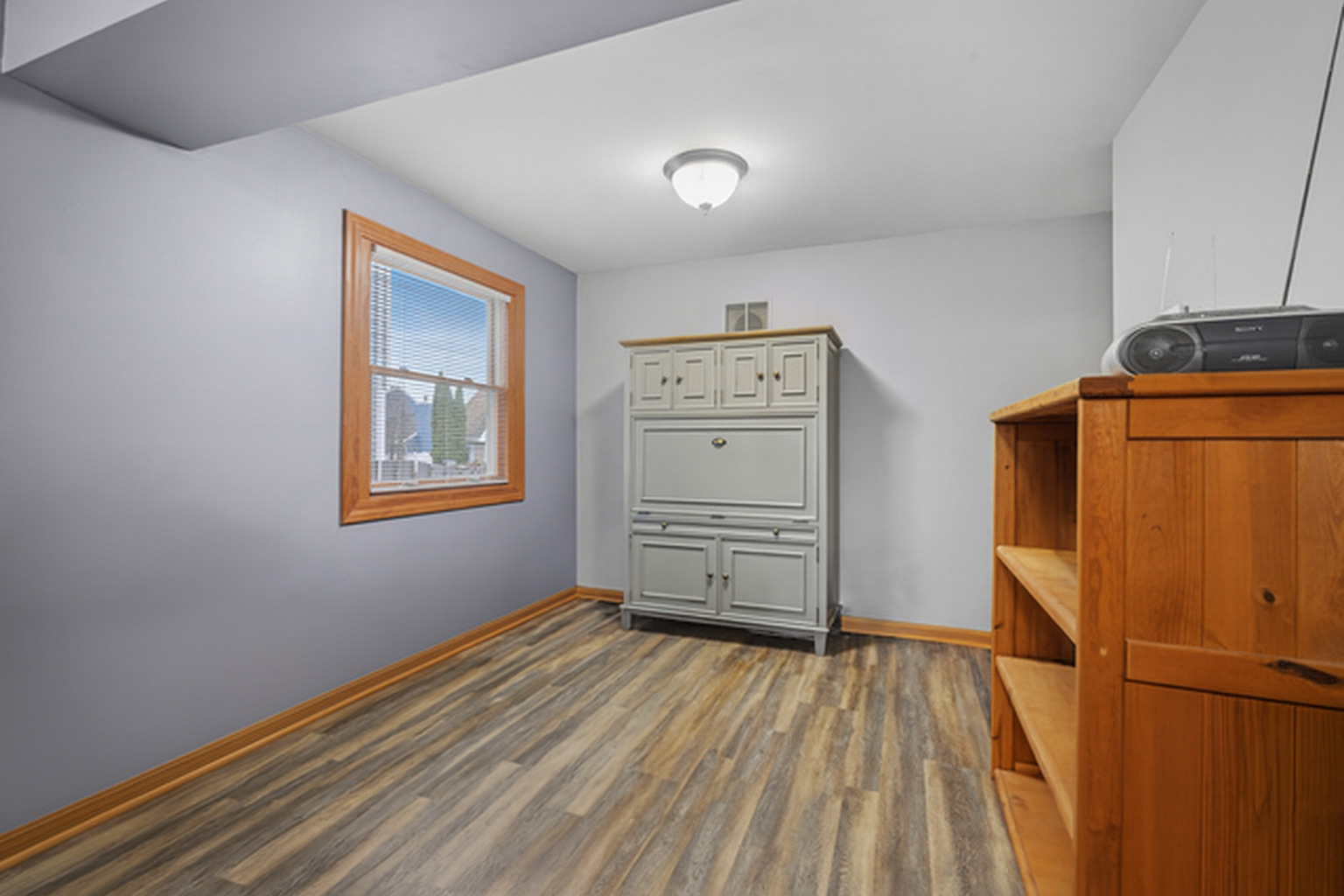 105 Red Cedar Drive, Streamwood, IL 60107