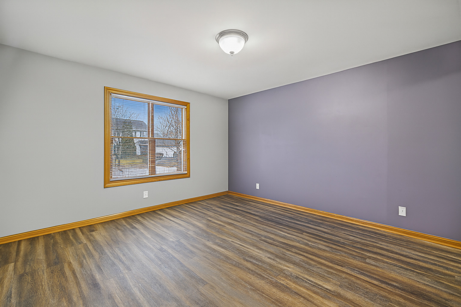 105 Red Cedar Drive, Streamwood, IL 60107