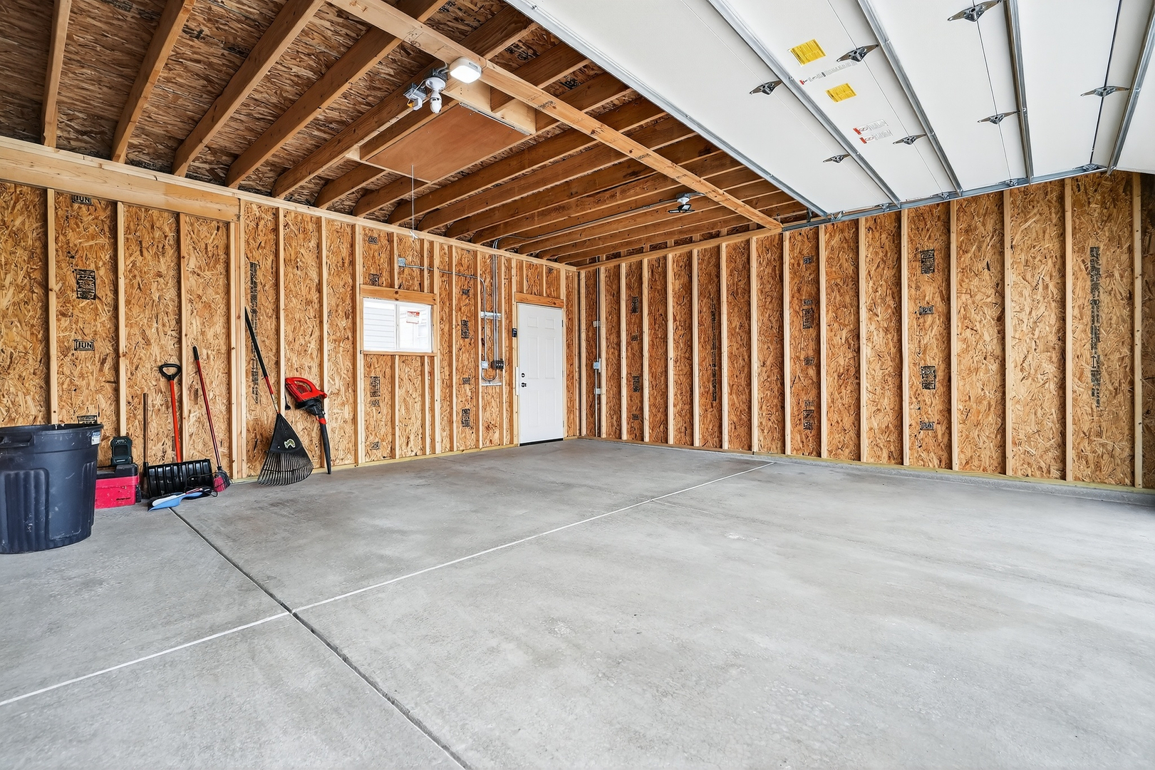 5819 S Newcastle Avenue, Chicago, IL 60638