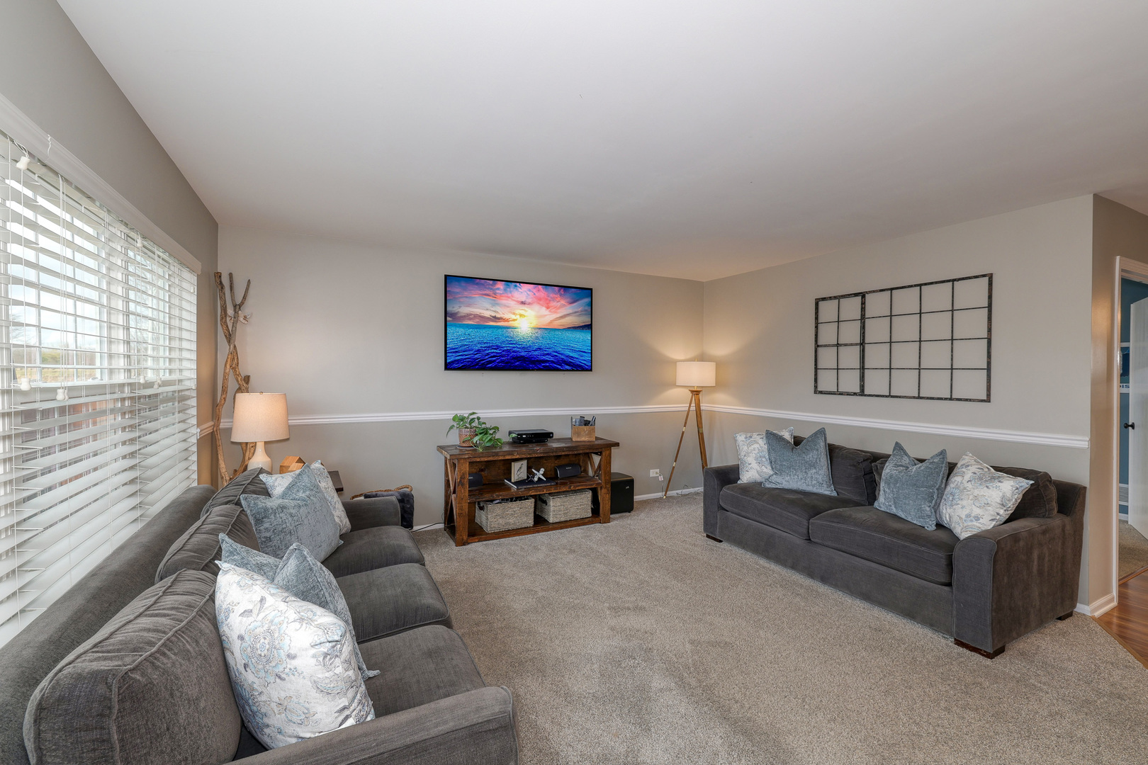 2953 Deerpath Court, Carpentersville, IL 60110