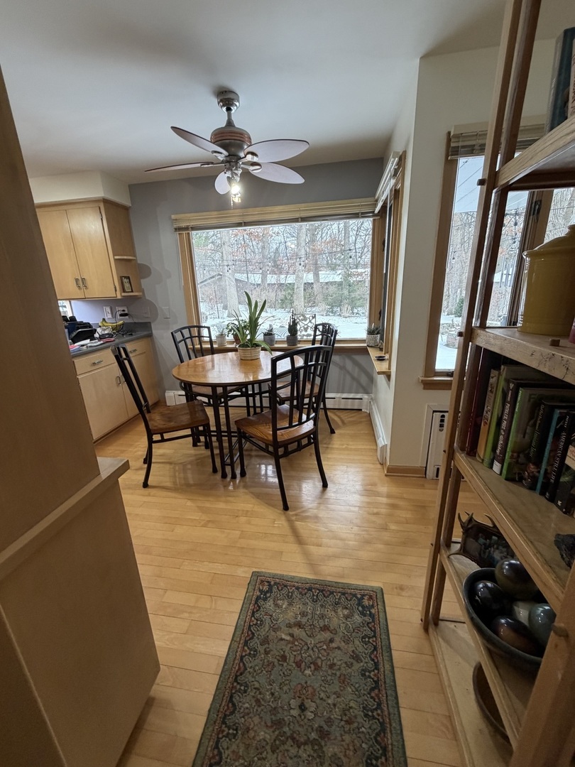 501 Glenwood Trail, Elgin, IL 60120