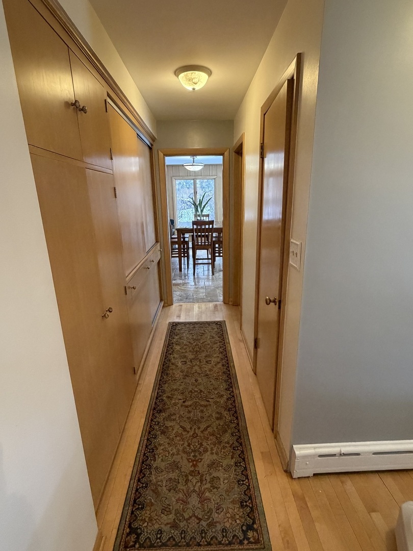 501 Glenwood Trail, Elgin, IL 60120