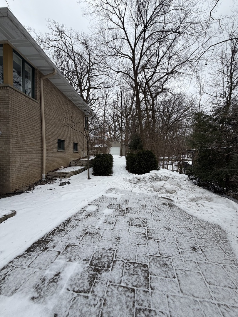 501 Glenwood Trail, Elgin, IL 60120