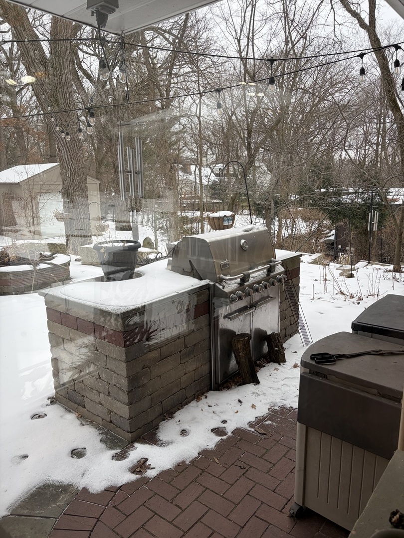 501 Glenwood Trail, Elgin, IL 60120