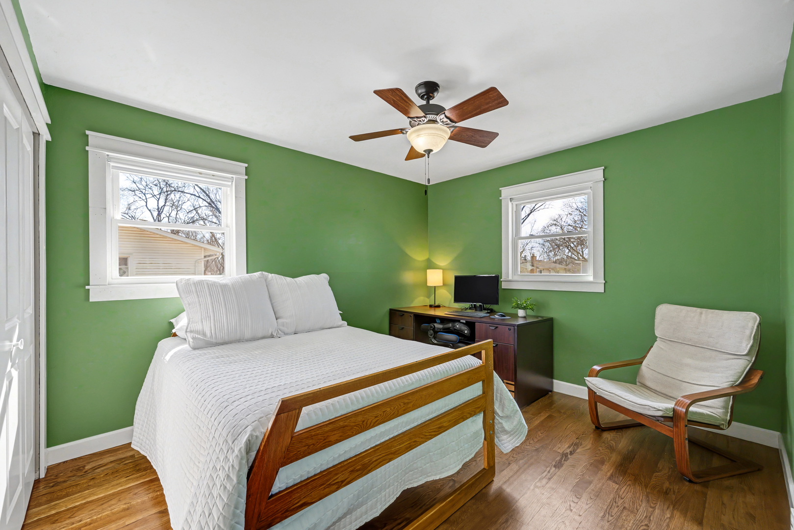 6825 Meadowcrest Drive, Downers Grove, IL 60516