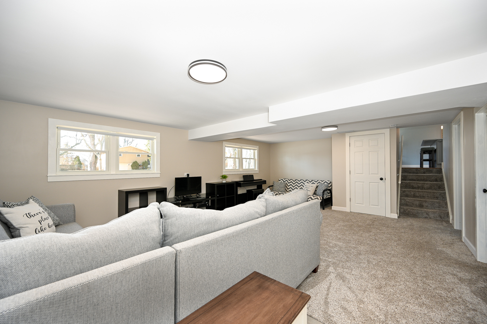 6825 Meadowcrest Drive, Downers Grove, IL 60516