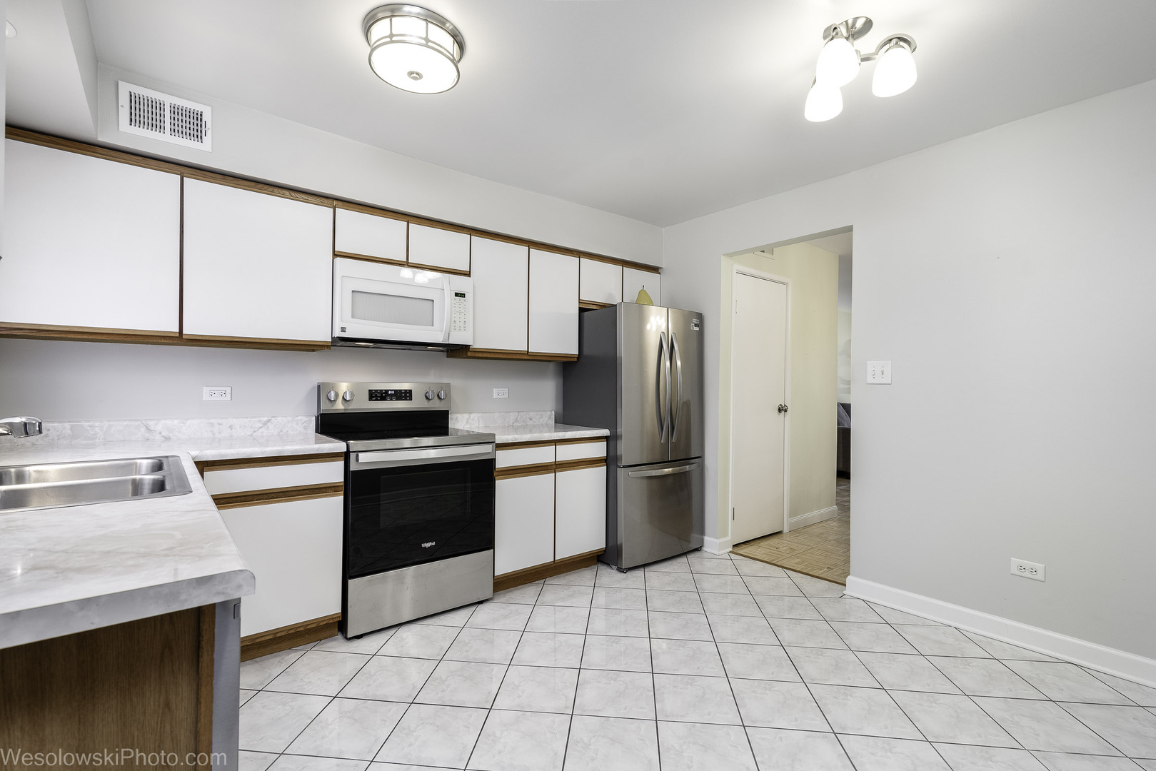 9448 BAY COLONY Drive #3S, Des Plaines, IL 60016