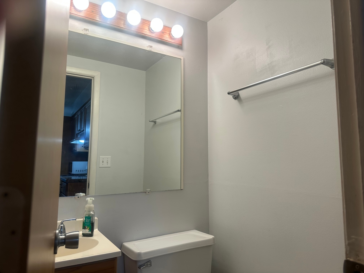 19539 116th Avenue #B, Mokena, IL 60448