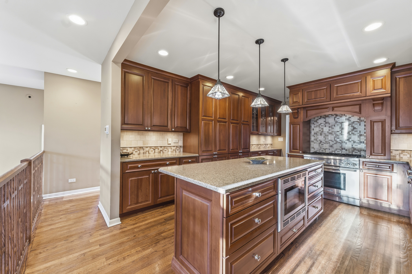 14 Timber Lane, Northbrook, IL 60062