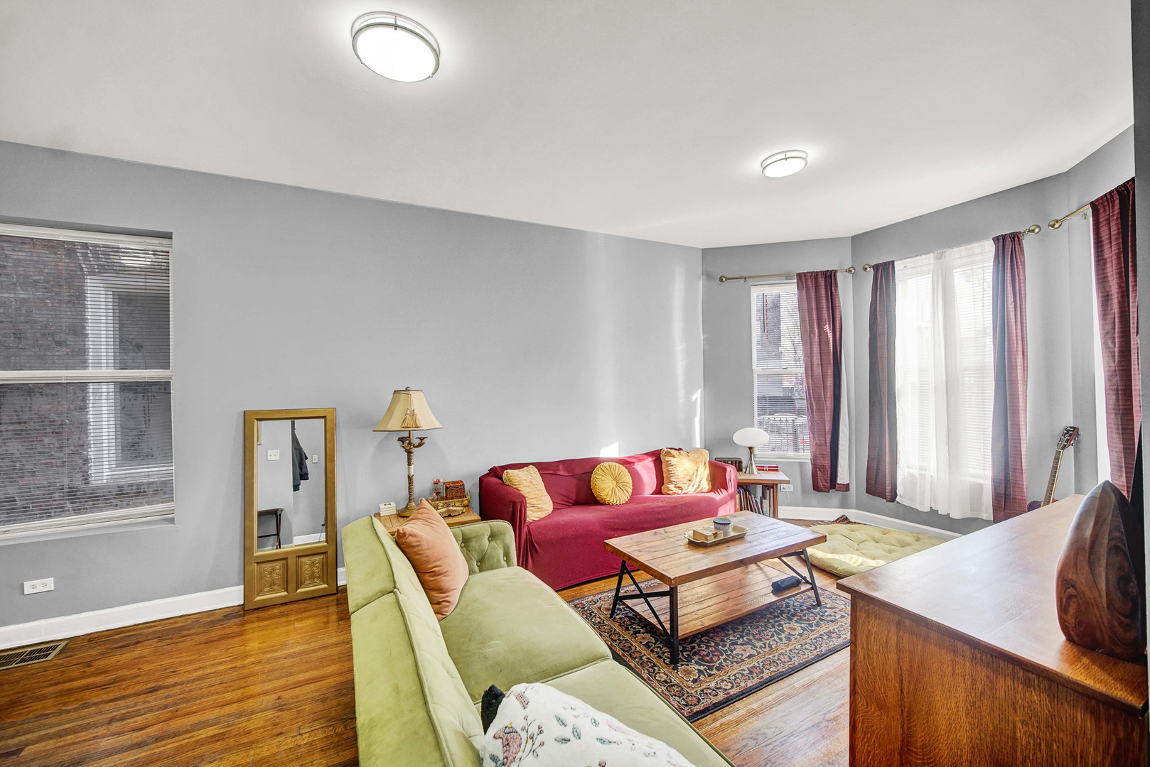 3410 W Walnut Street, Chicago, IL 60624