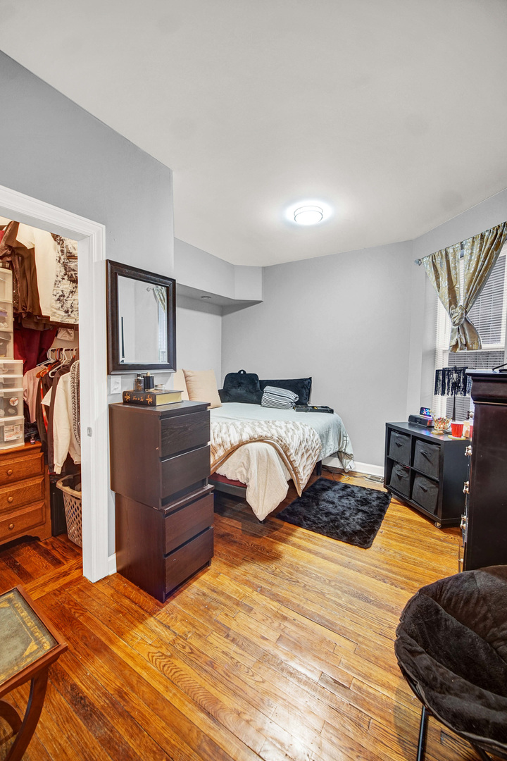 3410 W Walnut Street, Chicago, IL 60624