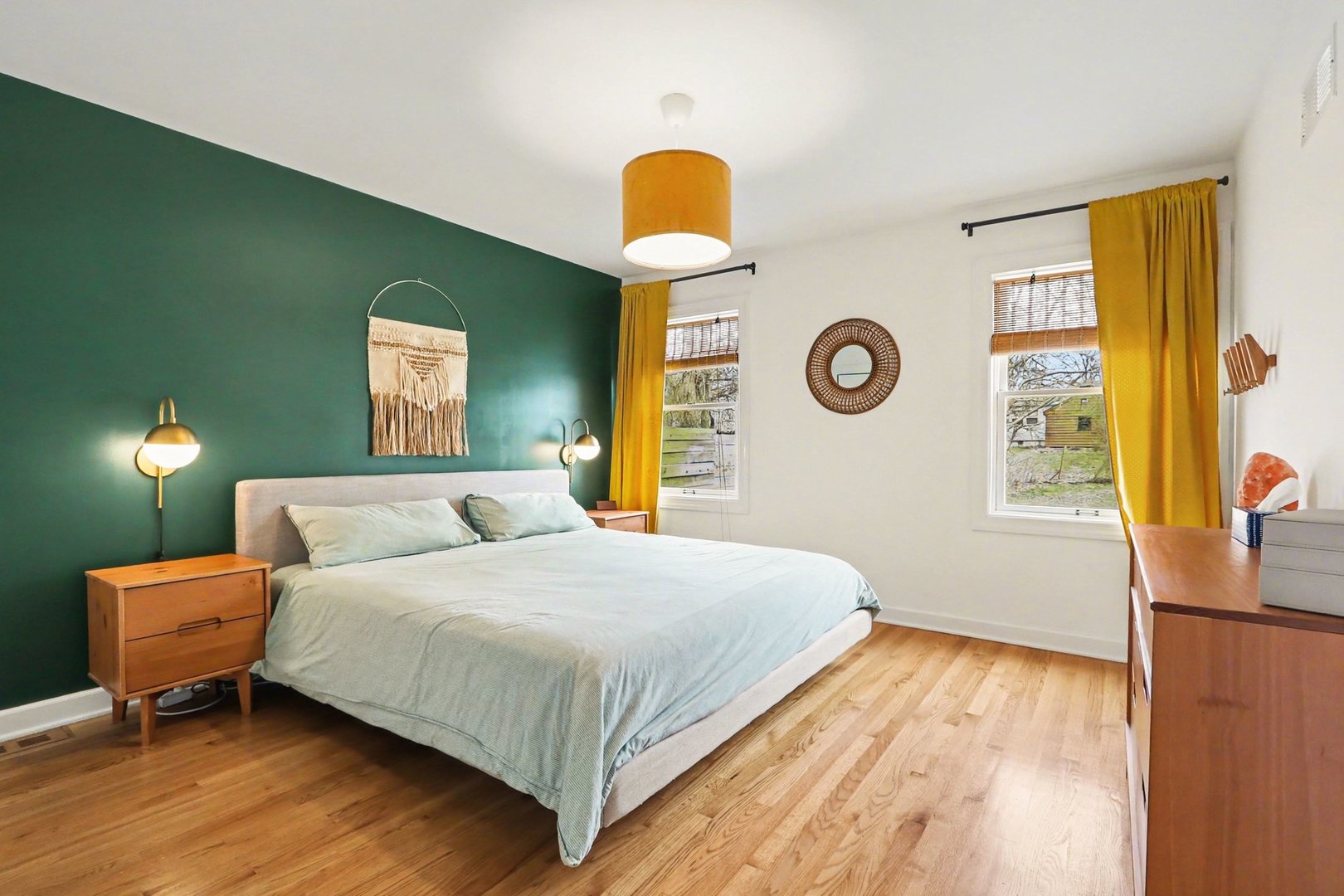 119 S Williston Street, Wheaton, IL 60187