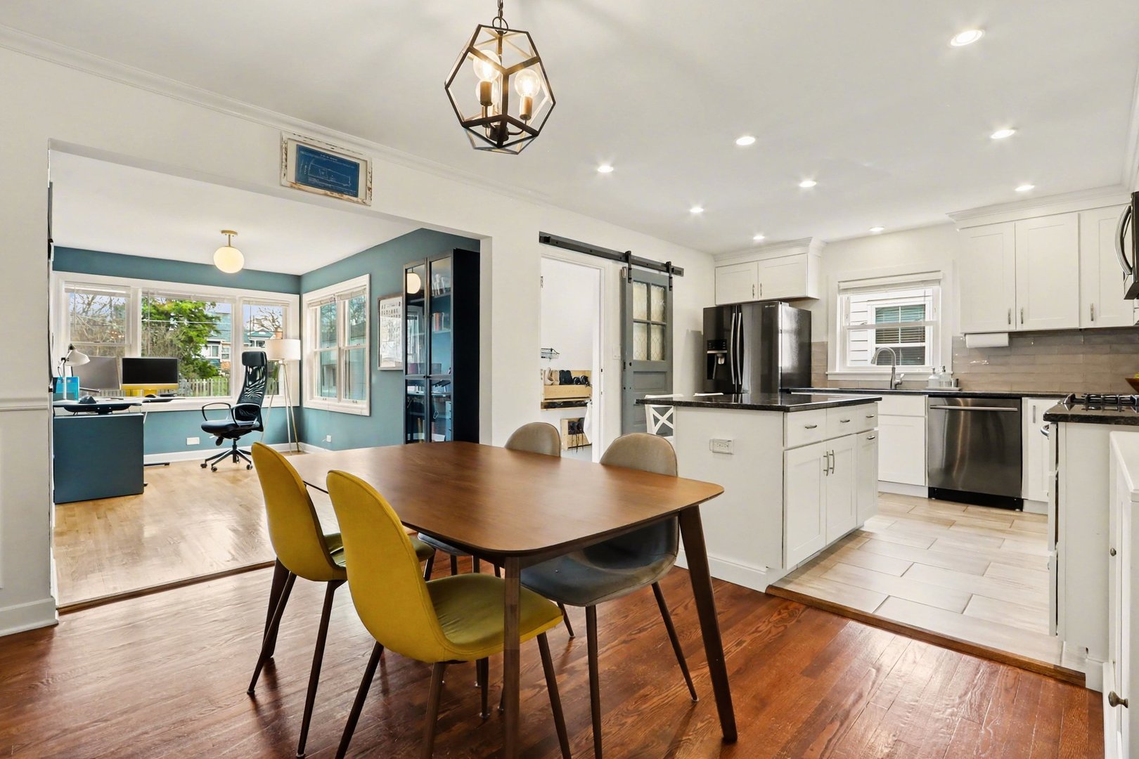 119 S Williston Street, Wheaton, IL 60187