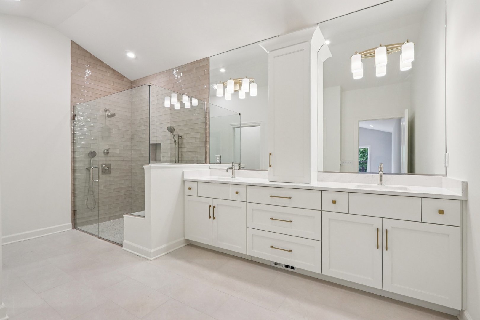 0S360 Kellar Square, Geneva, IL 60134