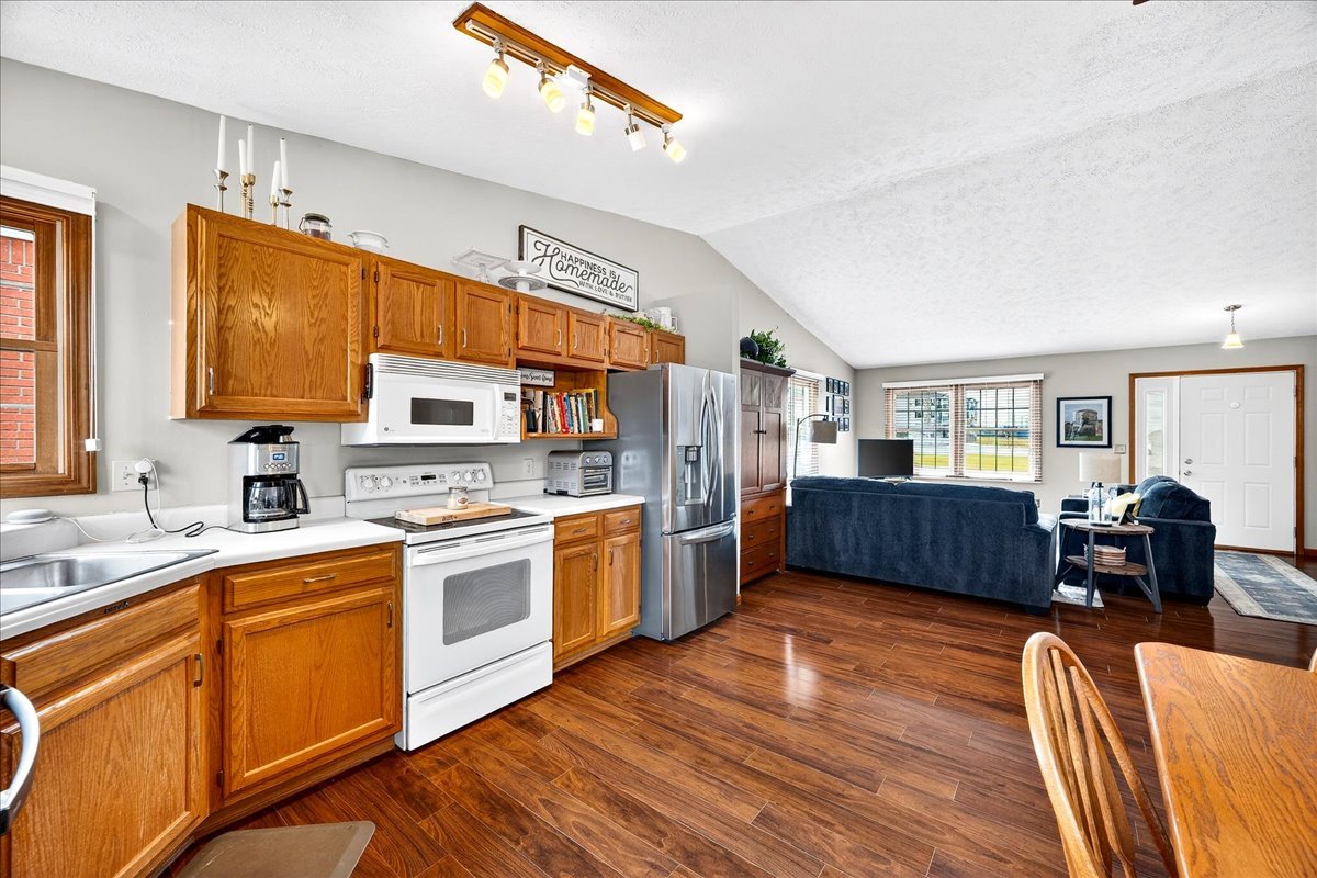 1409 Oakbrook Drive #2, Bloomington, IL 61704