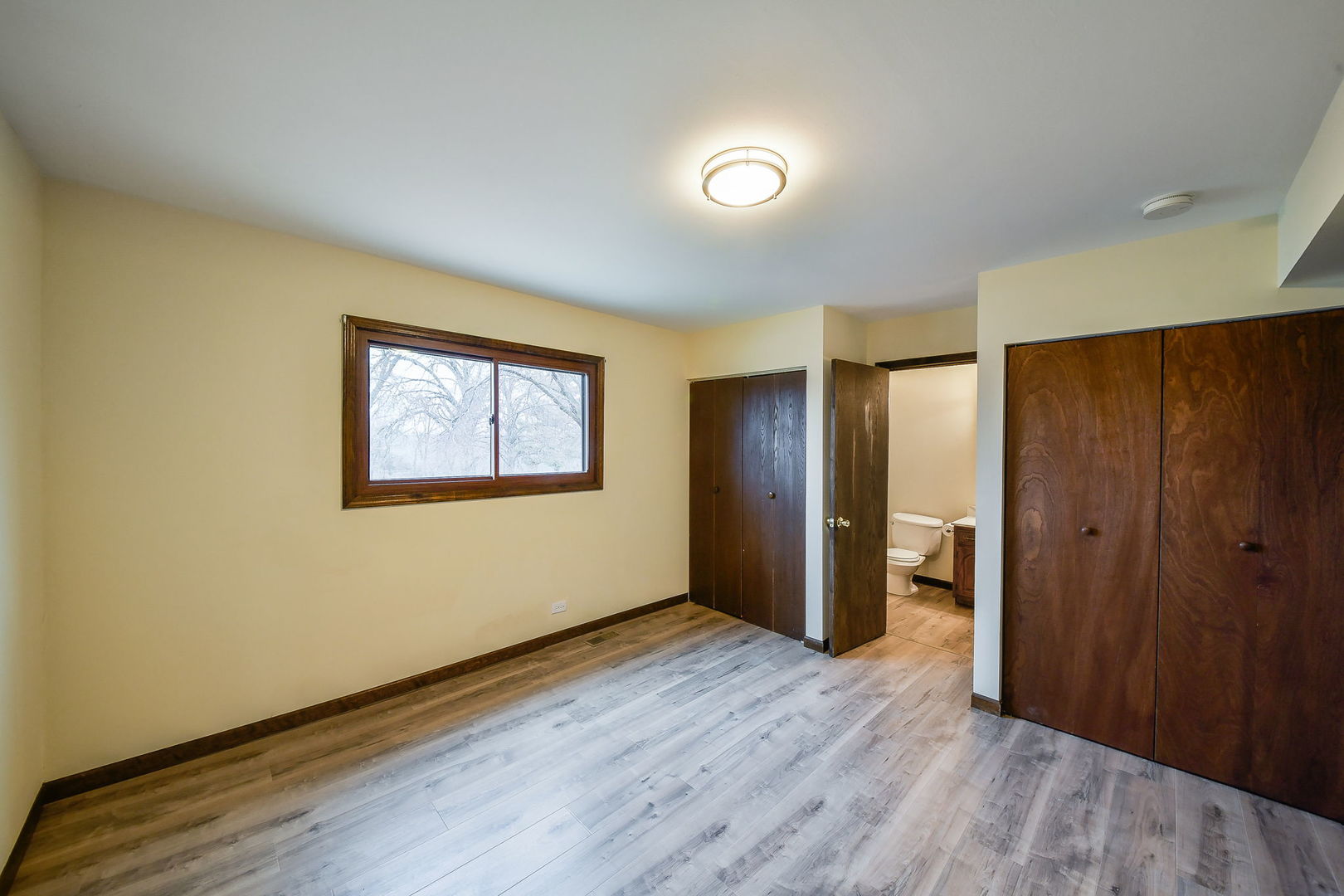 920 Zenner Avenue, Aurora, IL 60505