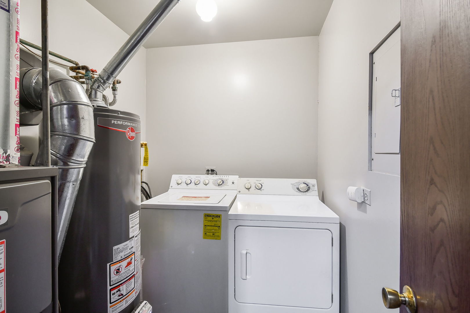 920 Zenner Avenue, Aurora, IL 60505