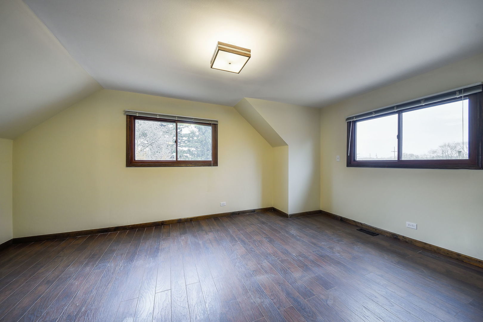 920 Zenner Avenue, Aurora, IL 60505