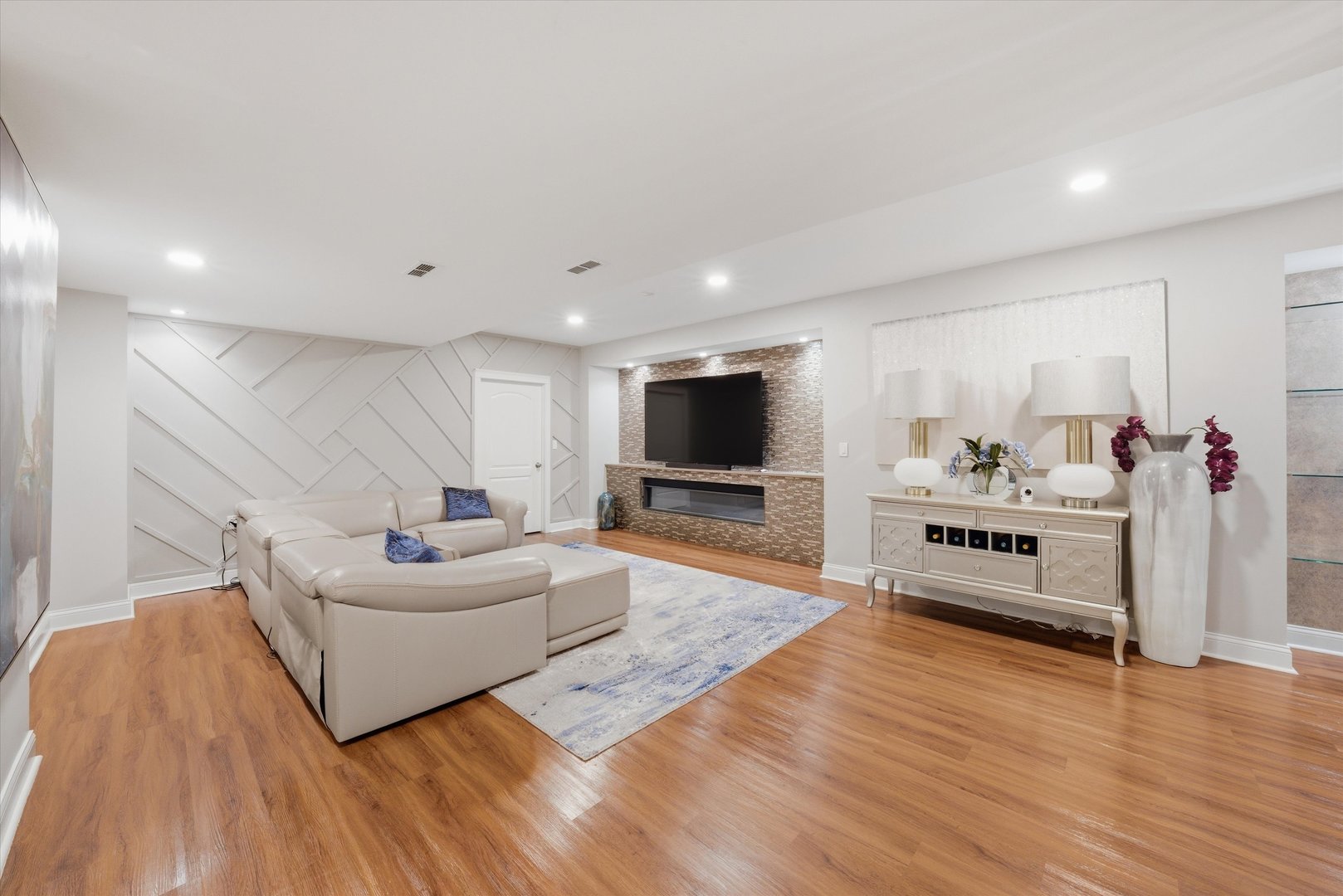 8613 High Stone Way, Frankfort, IL 60423