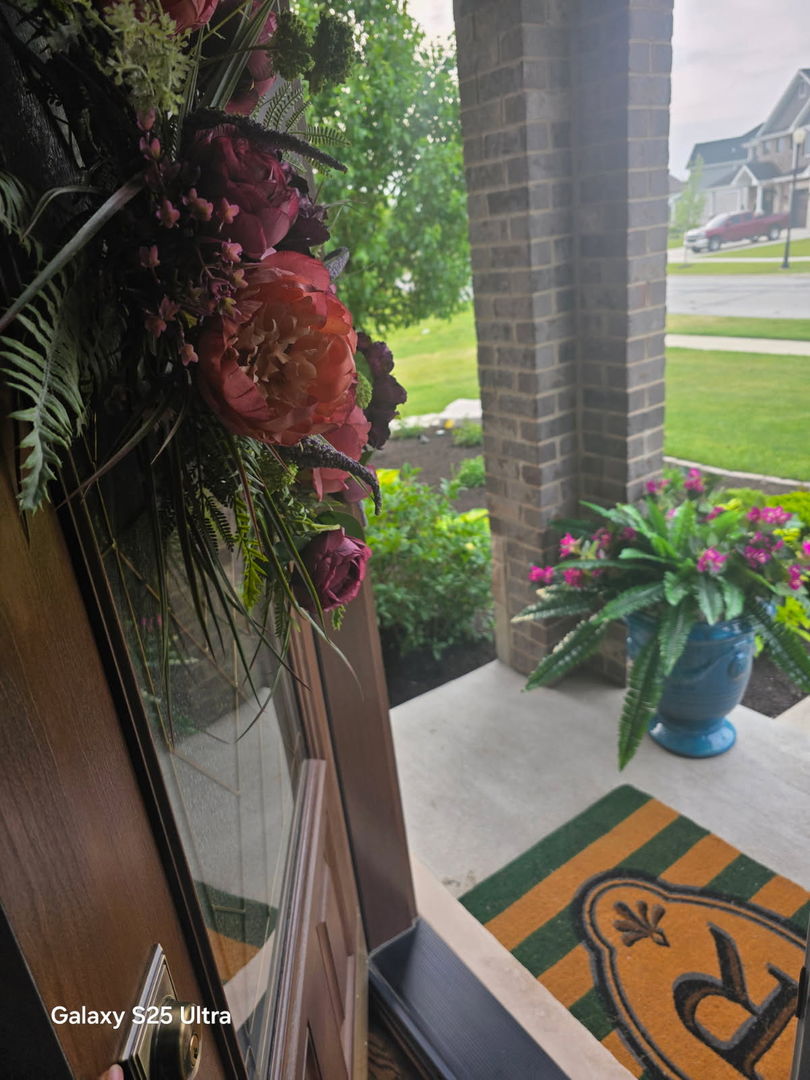 8613 High Stone Way, Frankfort, IL 60423