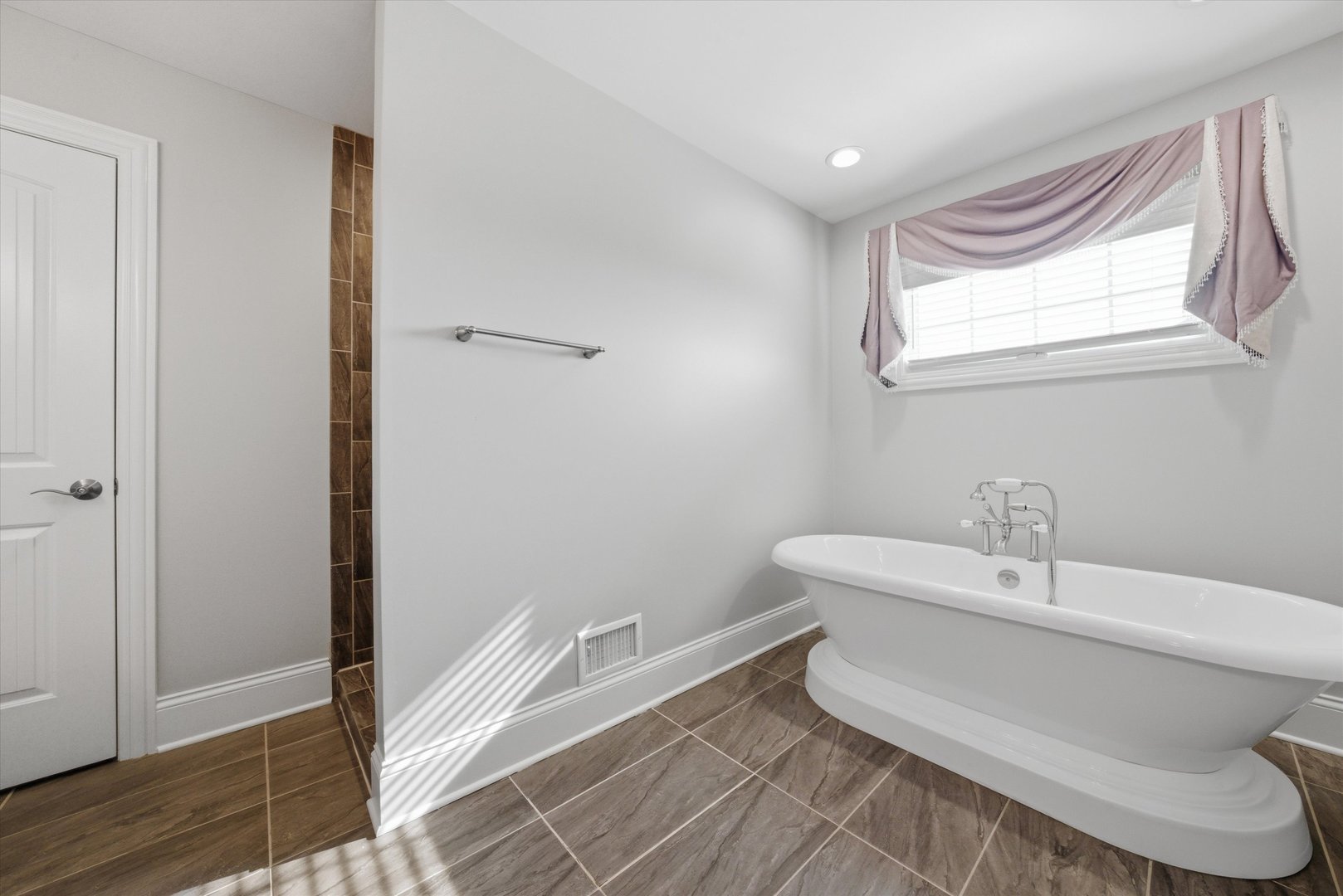 8613 High Stone Way, Frankfort, IL 60423