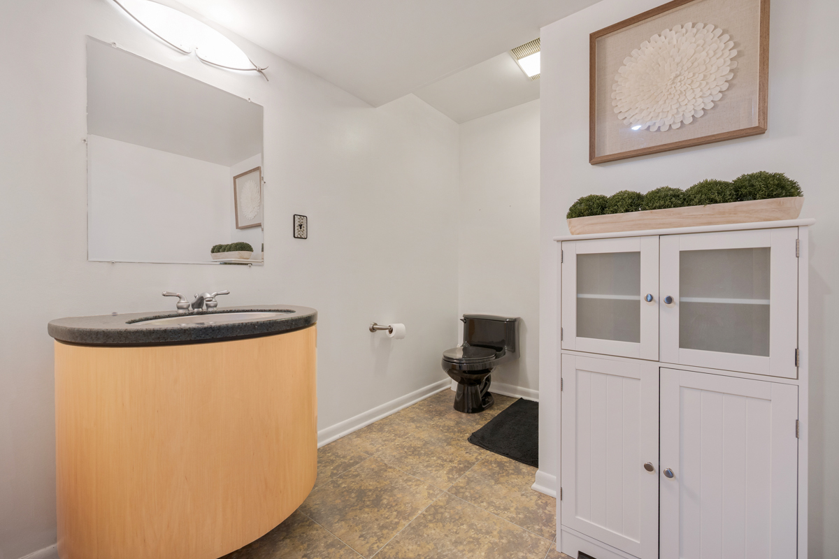 9706 Fox Shores Drive, Algonquin, IL 60102