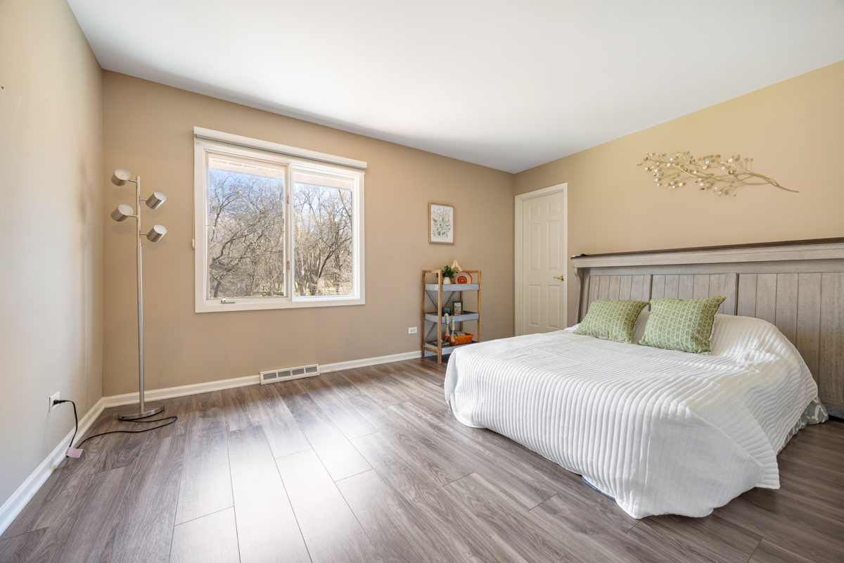 9706 Fox Shores Drive, Algonquin, IL 60102