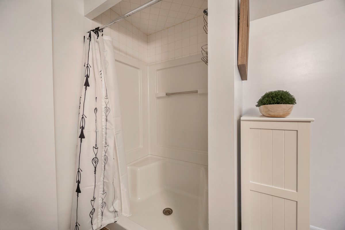 9706 Fox Shores Drive, Algonquin, IL 60102