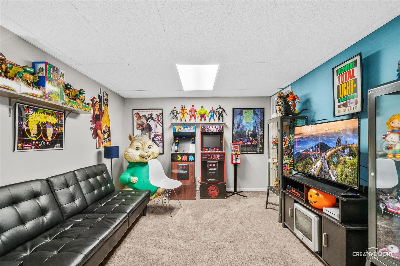 308 Peppertree Lane, Aurora, IL 60504