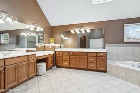 3179 Kingbird Lane, Naperville, IL 60564