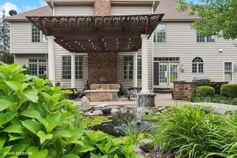 3179 Kingbird Lane, Naperville, IL 60564