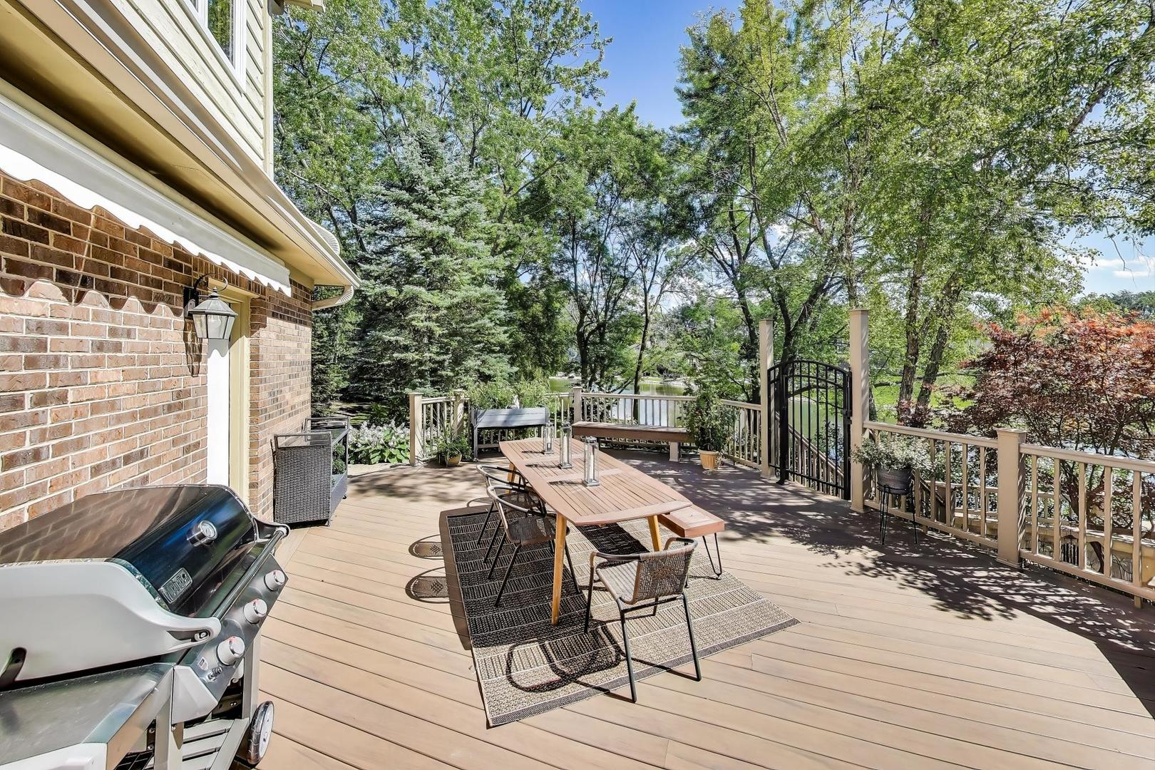 775 Summer Isle Lane, Inverness, IL 60010