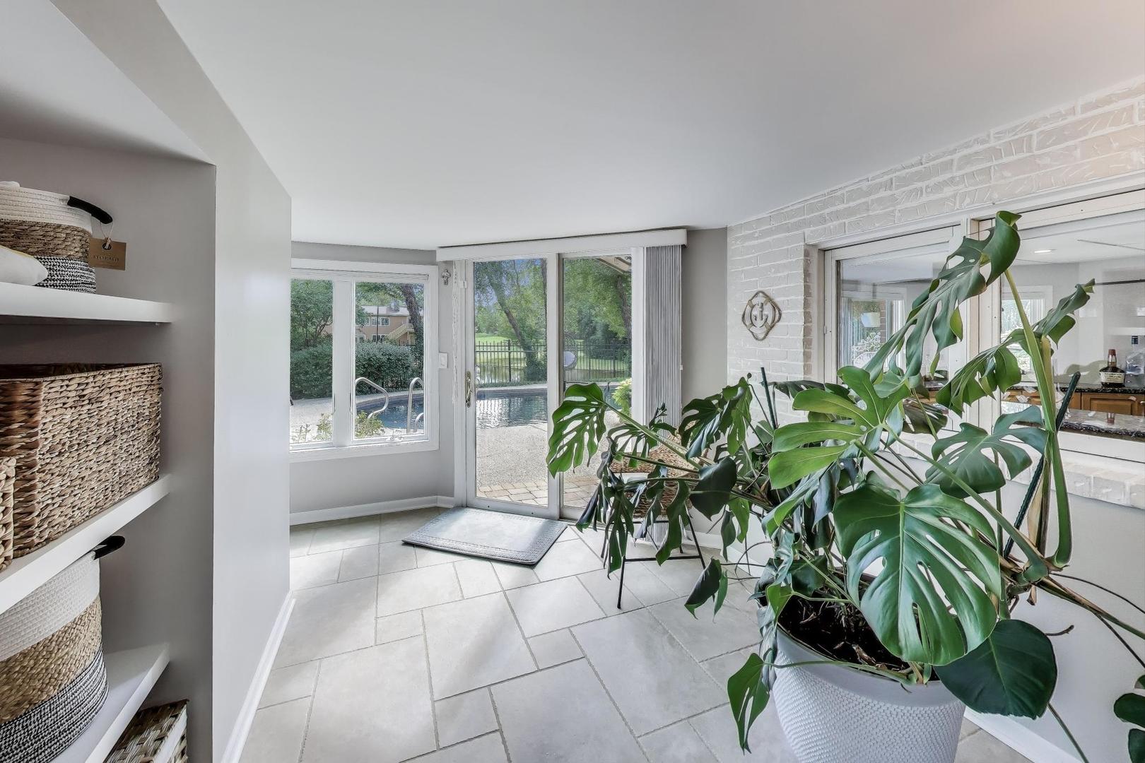 775 Summer Isle Lane, Inverness, IL 60010