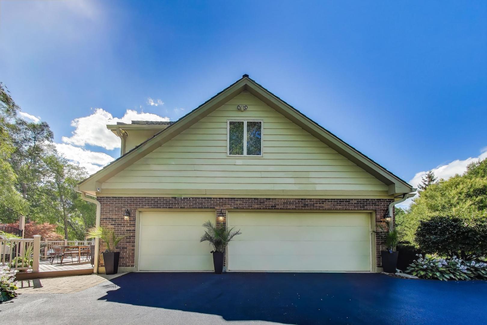 775 Summer Isle Lane, Inverness, IL 60010