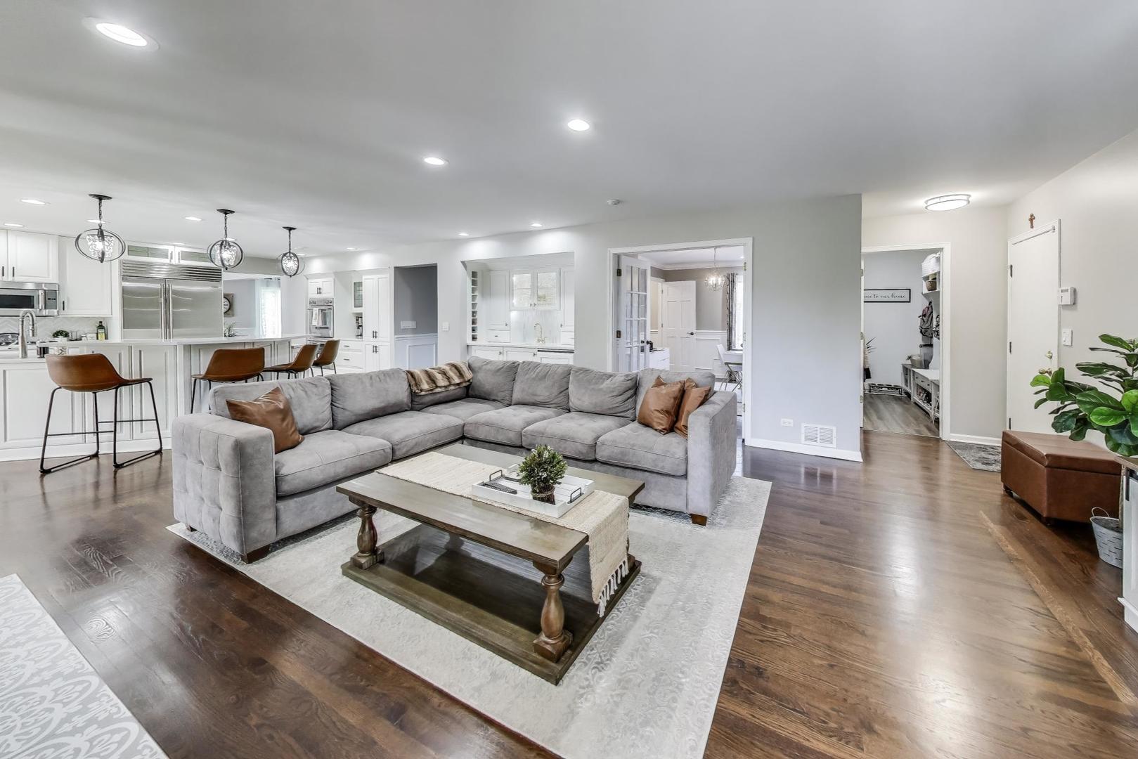 775 Summer Isle Lane, Inverness, IL 60010