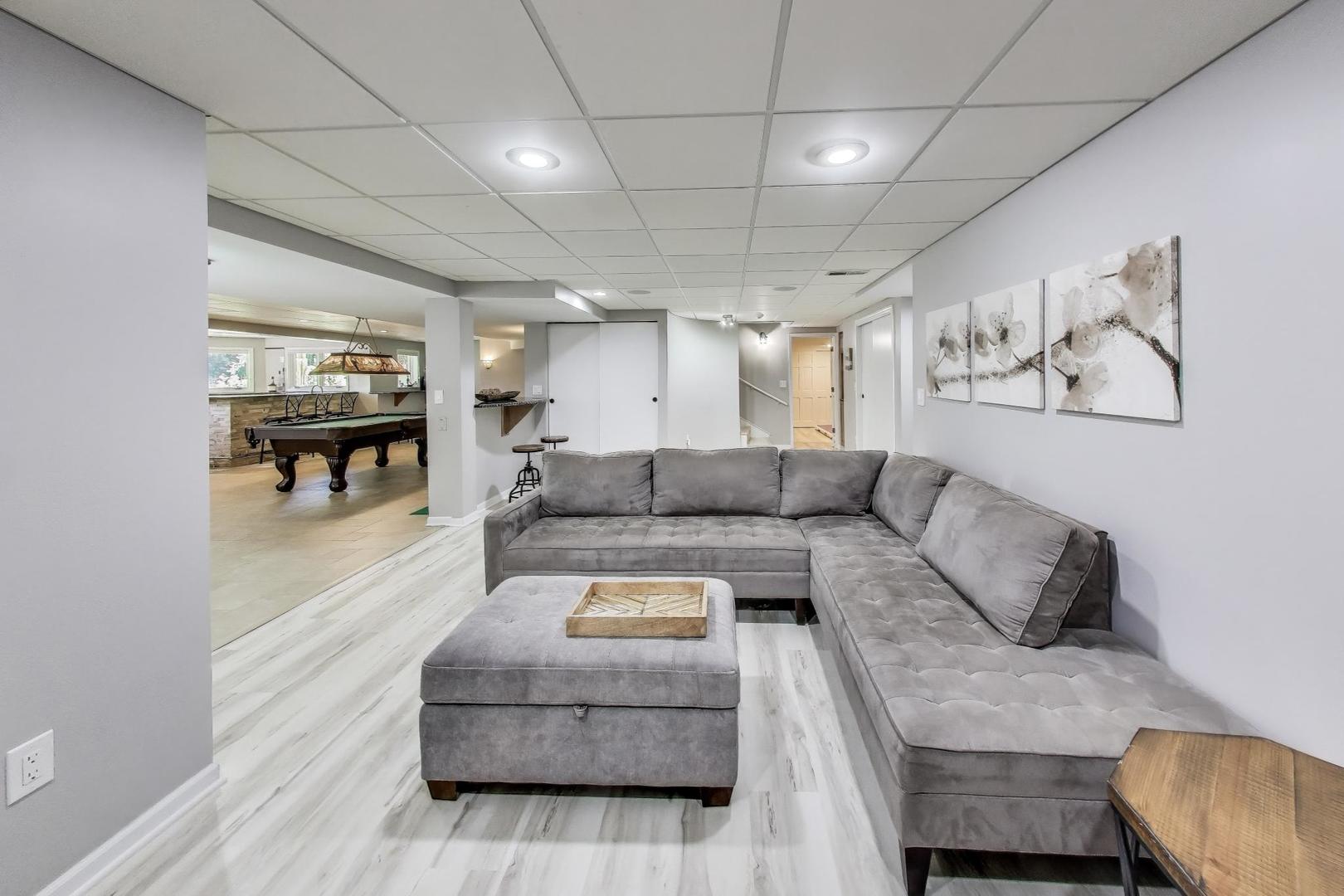 775 Summer Isle Lane, Inverness, IL 60010