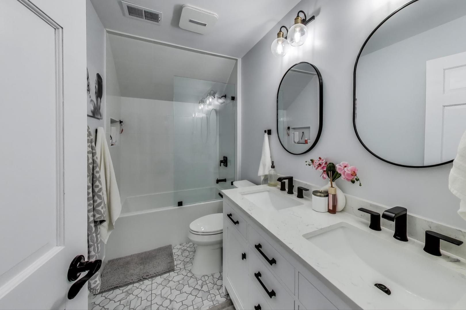 775 Summer Isle Lane, Inverness, IL 60010