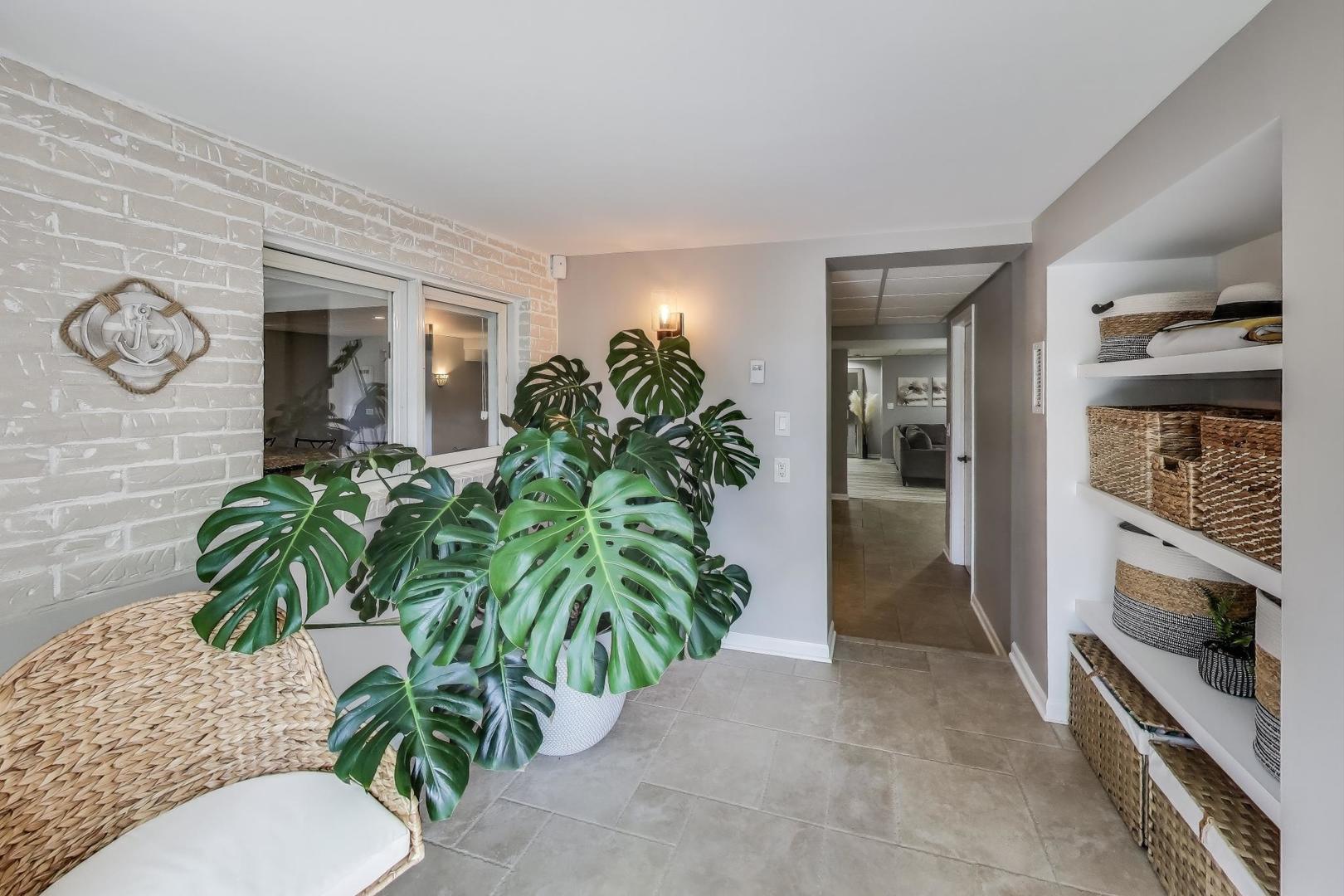 775 Summer Isle Lane, Inverness, IL 60010