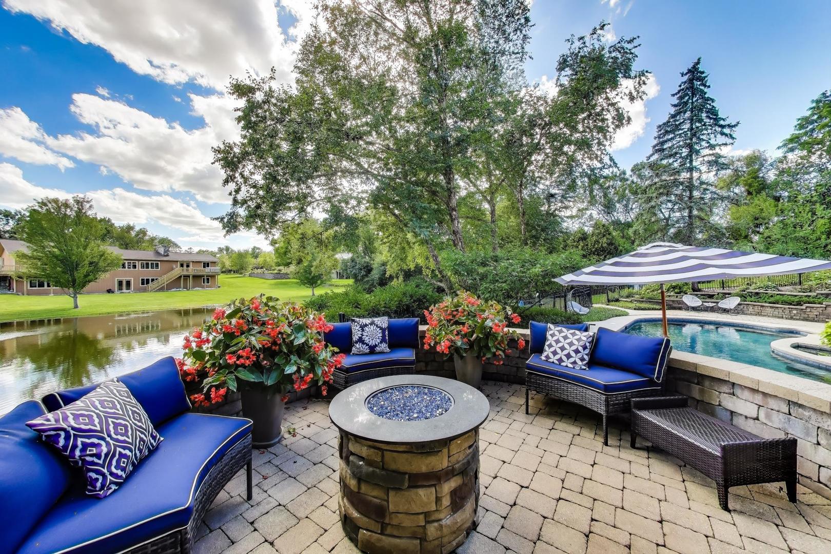 775 Summer Isle Lane, Inverness, IL 60010