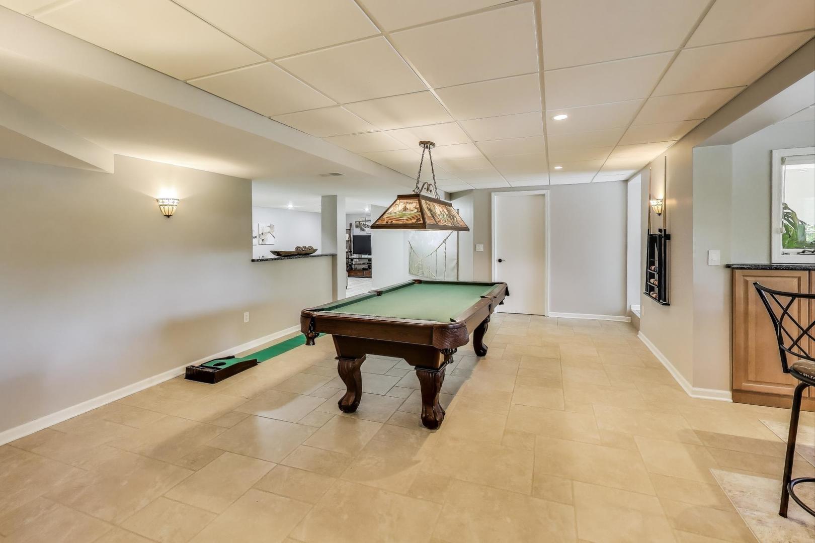 775 Summer Isle Lane, Inverness, IL 60010